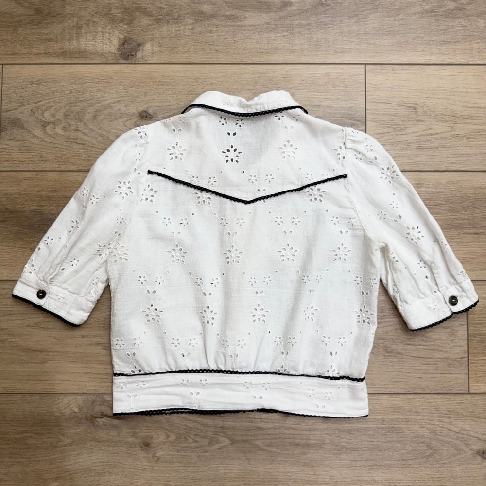 Zara White Eyelet Embroidery Cropped Shirt Black Contrast Trim Size Medium - Picture 3 of 8